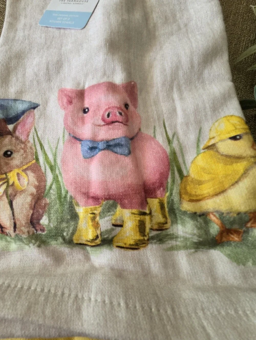Farmhouse Animal Tea Towels with Pink Pig, Bunny & Yellow Chick